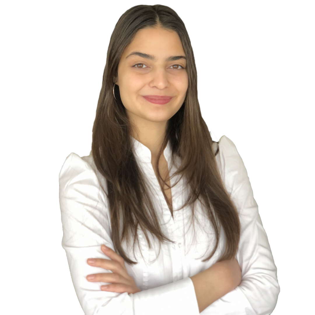 Nitsa Headshot